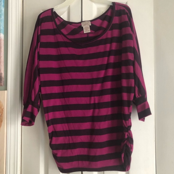Striped top - Picture 1 of 2